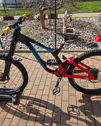 bici mtb dh lapierre