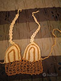 Top bikini in cotone lavorazione ad uncinetto 