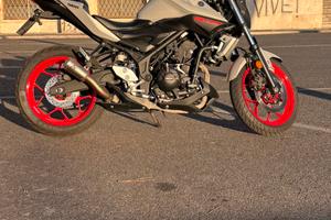 YAMAHA MT-03
