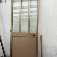 Porta a singola anta in alluminio