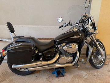 Honda VT 750 Black Widow