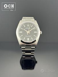 ROLEX - OYSTER PERPETUAL REF. 126000