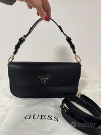 Borsa Guess nera con doppia tracolla