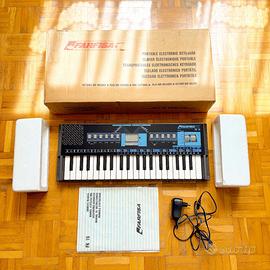 Farfisa FK15 (1985) tastiera disegnata da Giugiaro