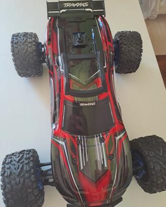 traxxas rustler 2s brushless + lipo e radio 