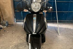 Piaggio Beverly Tourer l 300 ie 2009