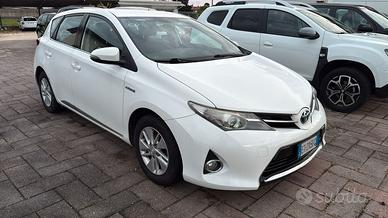 Toyota Auris 1.8 Hybrid 5 porte