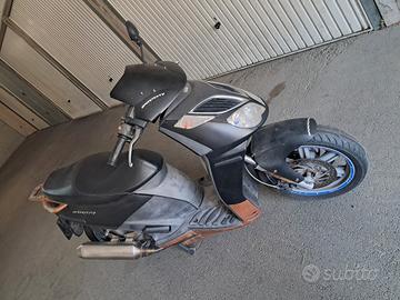Aprilia Sportcity 250