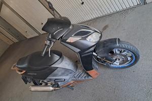 Aprilia Sportcity 250