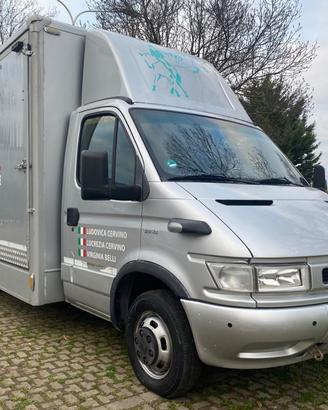 Iveco Daily Trasporto 3 Cavalli Patente B