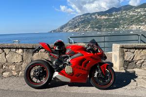 Ducati Panigale V4 2024