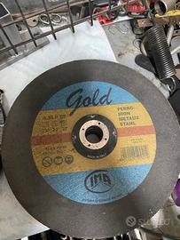 Disco ferro e pietra