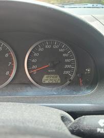 Mazda 2 2004 – 1.2 benzina – 190.000 km