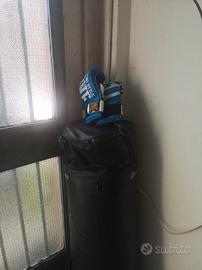 sacco boxe, staffa, guantoni 