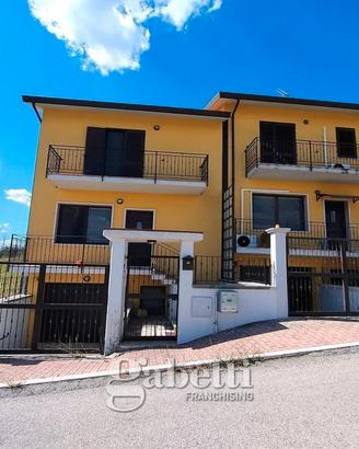 Villetta a schiera di recente costruzione