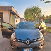 Renault Clio Moschino 2019