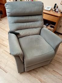 Poltrona elettrica reclinabile