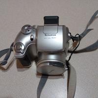 Macchina fotografica digitale e flash