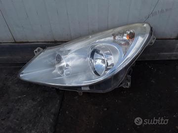 FARO ANTERIORE SINISTRO OPEL Corsa D 5P 1Â° Serie
