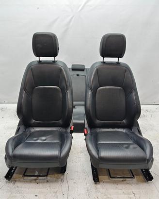 Set sedili in pelle nero traforata jaguar xf x260