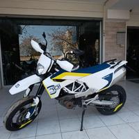 HUSQVARNA SUPERMOTO 701