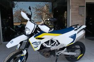 HUSQVARNA SUPERMOTO 701
