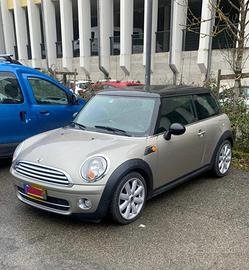 Mini 1.6- 16V Cooper D