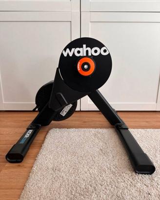 Wahoo KICKR CORE V2 con Zwift Cog 