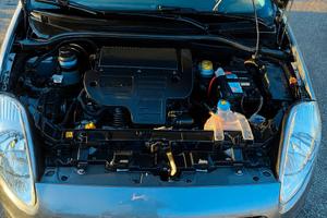 FIAT GRANDE PUNTO NUOVA 9KM IN 10 ANNI