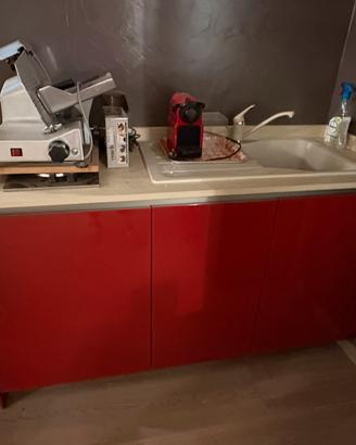 Cucina laccato lucida rossa