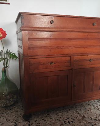 MADIA ANTICA PERFETTAMENTE RESTAURATA  CREDENZA