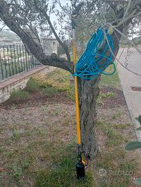 Forbice per potatura pneumatica con asta