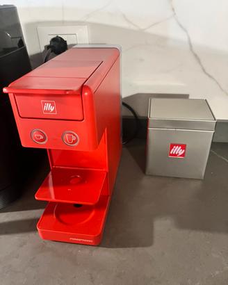 Macchina caffè illy Y3.3 e box porta capsule