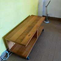 Porta TV , in legno massiccio con ruote autoblocca