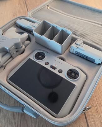 Drone DJI Mini 3 con RC con display