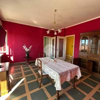 3 LOCALI A VALENZA