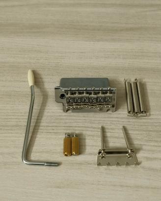 Fender Player Tremolo cromato vintage white