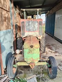 Trattore d'epoca DEUTZ D25 (Raffreddato ad aria) 