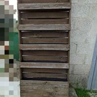 Fioriera verticale in legno