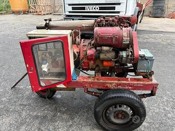 Gruppo elettrogeno trifase da 10 Kwa gasolio
