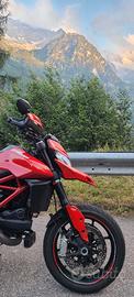 ducati hypermotard 950