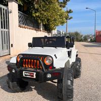 macchina elettrica per bambini Jeep 