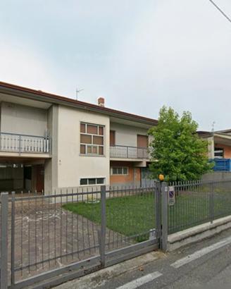 Bilocale con posto auto a Filago