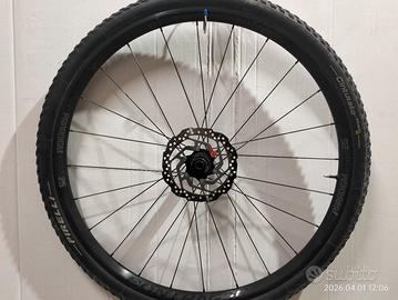 Ruote Bontrager Paradigm 25