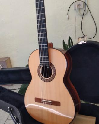 Chitarra da concerto di alta liuteria