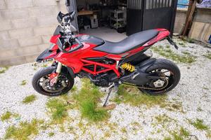 hypermotard 821