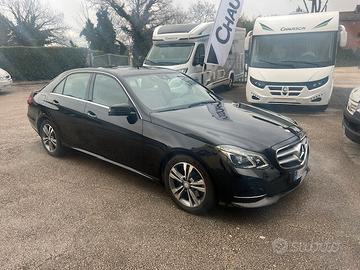 Mercedes-benz E 220 BlueTEC Premium