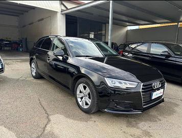 Audi A4 Avant 35 TDI S tronic Business