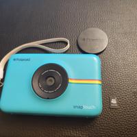 Macchina fotografica Polaroid, con stampa a colori