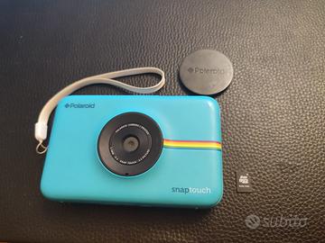 Macchina fotografica Polaroid, con stampa a colori